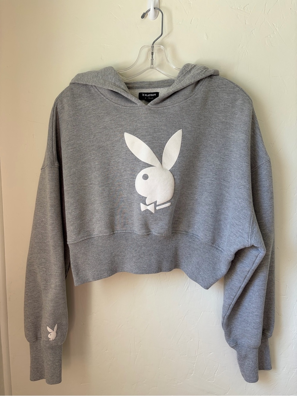PLAYBOY Gray Cropped Hoodie with White Bunny Graphic
